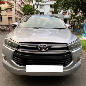 2017 TOYOTA INNOVA CRYSTA G AT