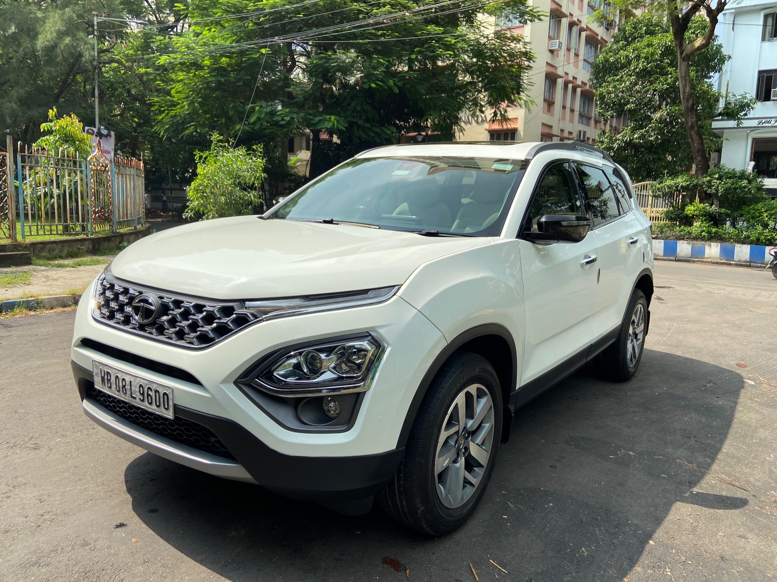 2022 TATA SAFARI XZA PLUS