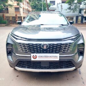 2024 TATA SAFARI ACCOMPLISHED +