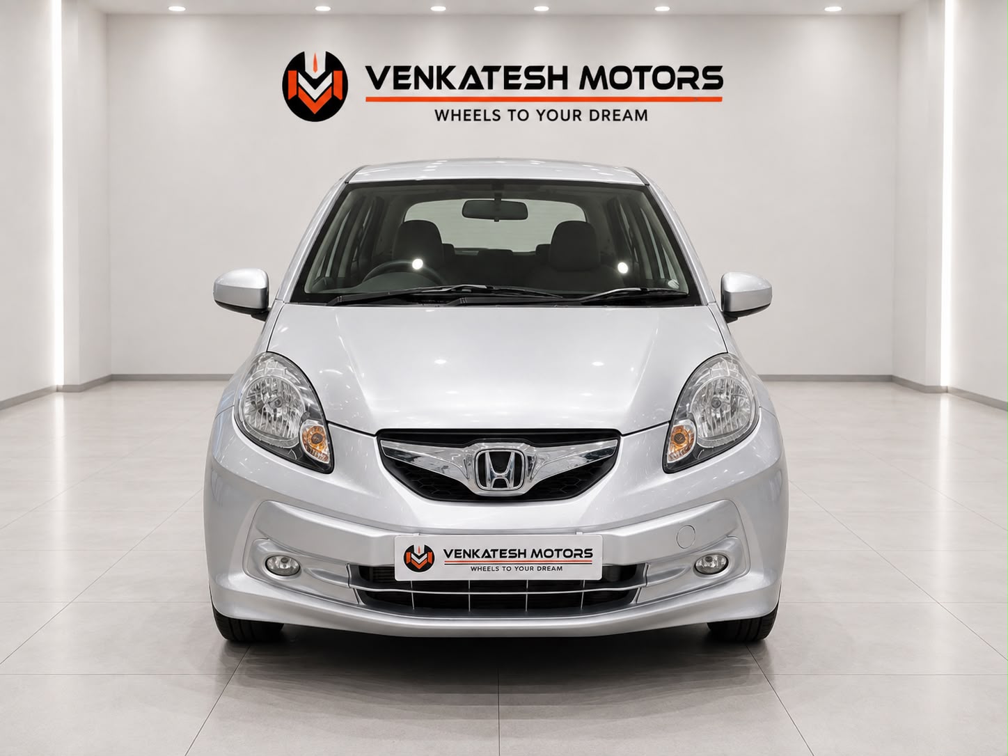 2013 HONDA BRIO 1.2 V AT
