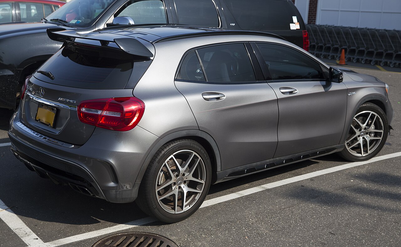 Mercedes-Benz GLA