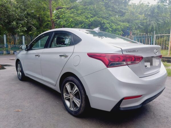 2018 HYUNDAI VERNA SX OPT + AT - Image 10