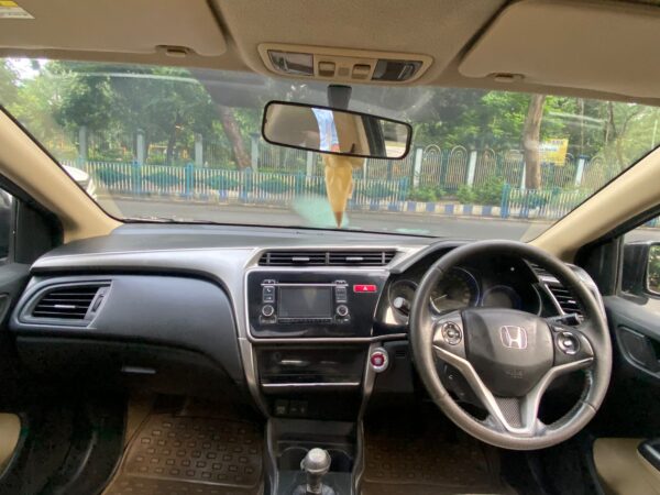 2014 HONDA CITY 1.5 VX MT - Image 4