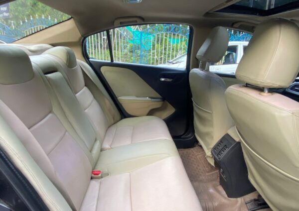 2014 HONDA CITY 1.5 VX MT - Image 7