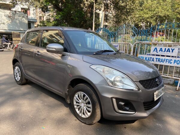 2015 MARUTI SWIFT VXI - Image 4