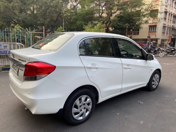 2013 HONDA AMAZE S - Image 7