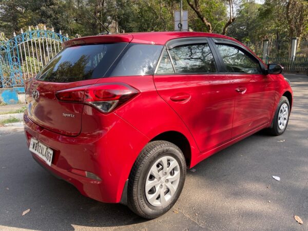 2017 HYUNDAI i20 SPORTZ - Image 5