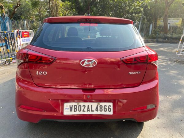 2017 HYUNDAI i20 SPORTZ - Image 10